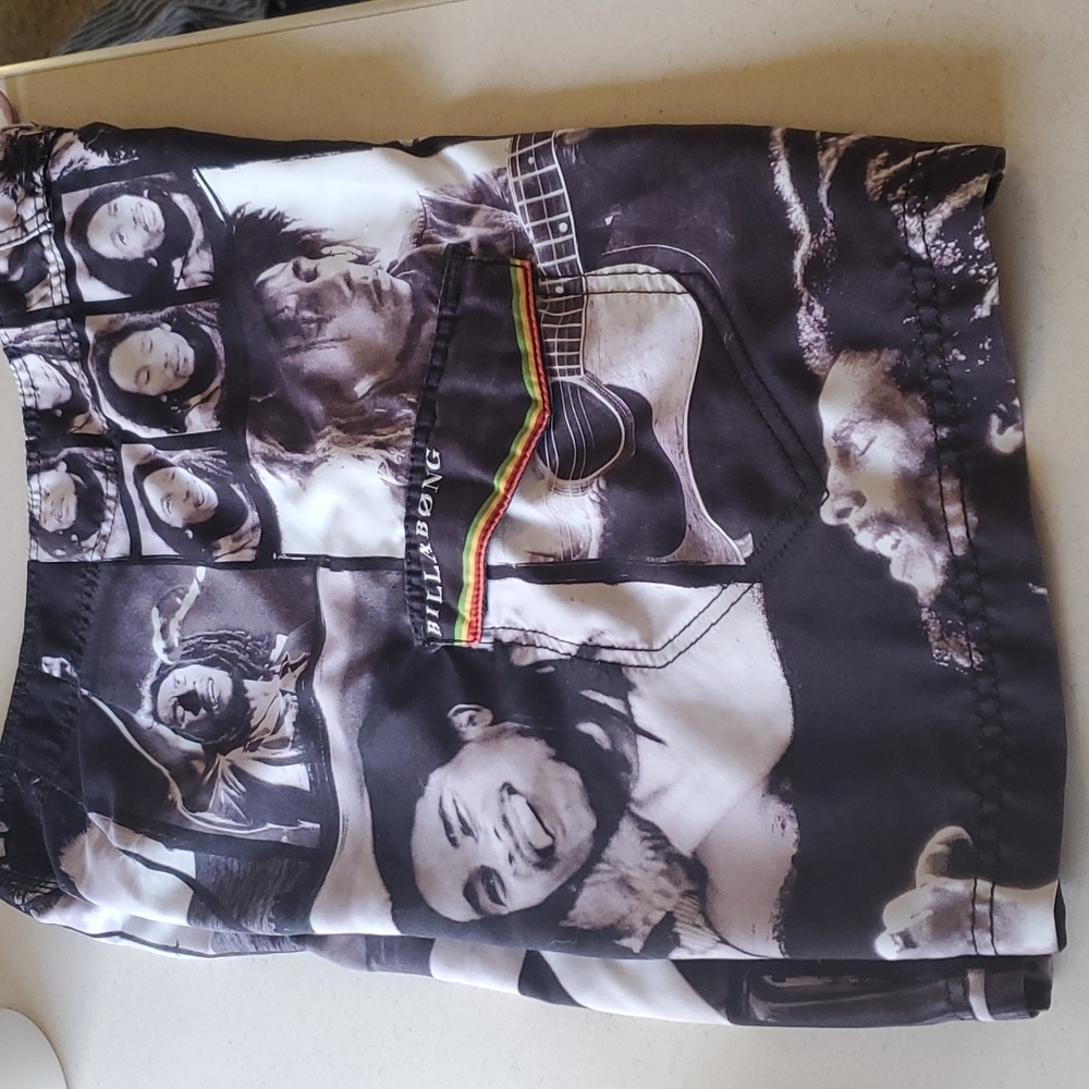 Billabong | Bob Marley Size 30 Board Shorts